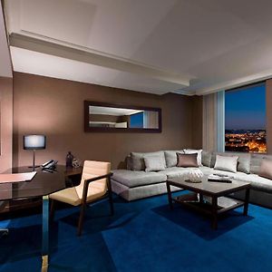 Grand Executive Suite